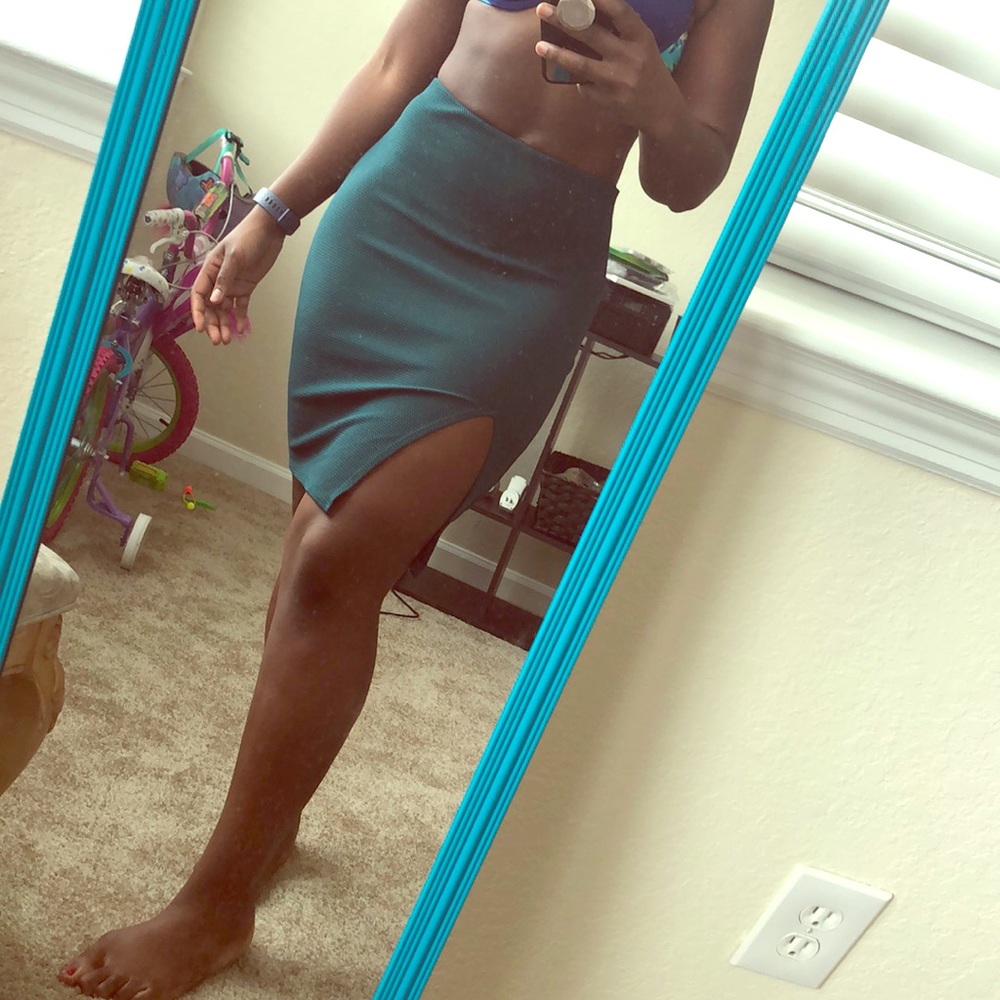 Holiday skirt 🎄